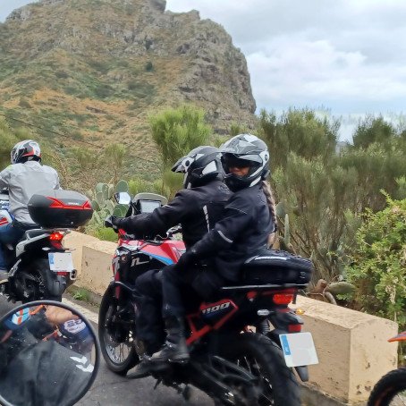 TEIDE-MASCA ÚNICOS EN MOTO TRAIL